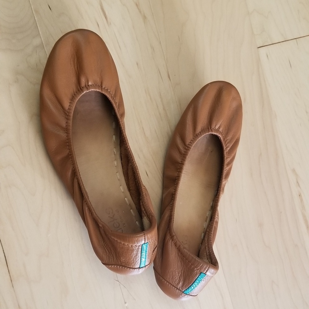 Tieks flats brown